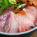 はなびし - 海鮮丼 ¥1,050