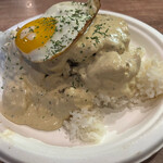 Little Pika's - チーズソースのロコモコ