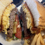 Ruby Tuesday GPO - 背徳感たかめの具材は間違いない