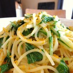 Little cucina Yume - 水菜とカラスミのパスタ