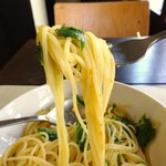 Little cucina Yume - 水菜とカラスミのパスタ