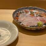 くるますし - アコウ。 1日熟成して白身専用の藻塩で。