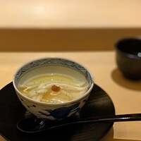 くるますし - 白魚の茶碗蒸しでスタート。 冷えてる体が温まります。