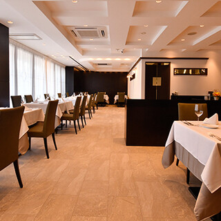 A sophisticated and stylish space. Perfect for meet-ups and reserved parties!
