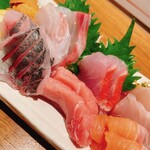 4番サード魚真 - 