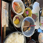 旬菜の味わい がら里 - 花かごランチ