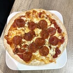 PIZZA PEPPERONI & ONION 페퍼로니와 양파 피자