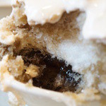 慈げん - 中には餡子が入っています。（2013/3）