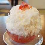 慈げん - ミルクと生いちご（780円）・天然氷（2013/3）