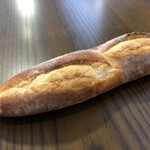 スモモ - 料理写真:バゲット¥149