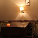 インド料理 想いの木 - テーブル席