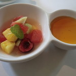 オーベルジュ 漣 - フルーツのスープ仕立て、バニラのムース