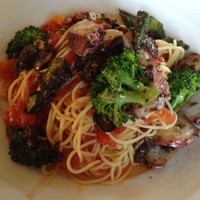レストラン ラ・マーレ - タコとトマトの冷製パスタ