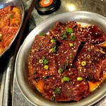 ドラム缶焼肉 - 