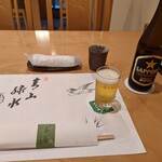 Kameya Issuitei - 卓上の設え・ビール