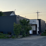 龍飛 - 住宅地にひっそりと。