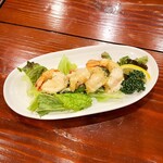 蛍 - 海老マヨです(o^^o)