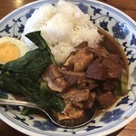 美味食卓シャンシャン - 台湾ルーロー飯とワンタンスープ（880円）