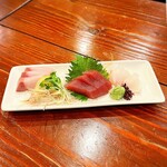 蛍 - 本日のお刺身です(o^^o)