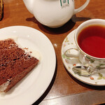 Kafe Eikoku Ya - ケーキと紅茶