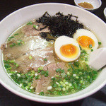 麺工房 武 - 牛塩味玉ラーメン(850円)