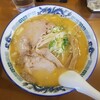 宇宙軒ラーメン - みそラーメン 900円