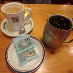 Komeda Kohi Ten - たっぷりサイズアイス豆乳オーレ￥620
                      、たっぷりサイズアイスコーヒー￥600