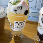SNOOPY Chaya Karuizawa - ベル信州ミルクソフトとりんごの和パフェ