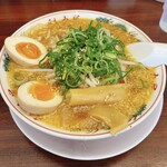 ラーメン魁力屋 吉祥院店 - みそ味玉ラーメン(並)