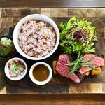 COLT agingbeef&grill - 