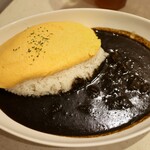 カレー屋 ボングー - オムレツ＆ビーフカレー ルー・ご飯大盛