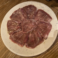 炭火焼肉ホルモン うしごろ 中目黒店 - 