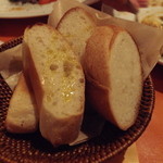 自家製パン200円