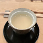 Sushi Shunsuke - 蛤の茶碗蒸し。中には九十九里の蛤がゴロゴロしておりました