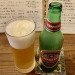 アカーム シノワ - 青島ビール770円