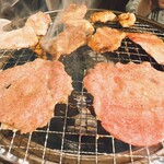 食べ飲み放題 焼肉ダイニングちからや - 七輪