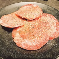 食べ飲み放題 焼肉ダイニングちからや 名駅店 - 上タン塩