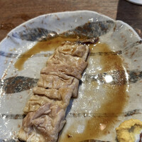 鳥茂 - 部位忘れてしまいました、ごめんなさい‍♀️でも脂が甘くて美味しくて、あと10本は食べられました。笑