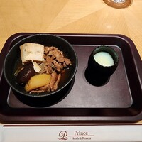 ブッフェアンドカフェ スロープサイドダイナー ザクロ - 