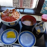 ウトロ漁協婦人部食堂 - 