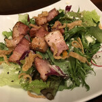 あかね家 - ルッコラとベーコンのサラダ