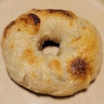 石釜パンcafe つむぎ - ベーグルいちじくとホワイトチョコ