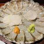 馳走 啐啄一十  - 【写真⑥】虎魚(広島県似島、3日寝かせ)、真子鰈(山口県産、2日寝かせ)