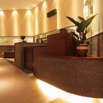 回転寿司 北海素材 - 広々とした空間