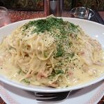 アーモンド - カルボナーラ（大盛）1,050円（コーヒー付き）