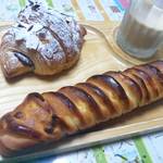 ワイ クニエダ - 2013.8. プラリネショコラ（\210）とキャラメルオランジュ（\158）