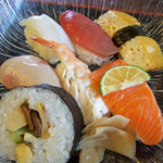 Sushi Daininguai - にぎり盛り合わせセット
