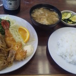 キッチン南海 - ボリューム満点「エビコンビ定食」