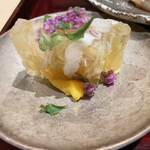 銀座 しのはら - シマアジとキャベツの煮凝り　黄身酢