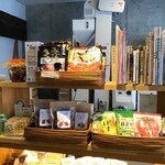 Okita Seimai - 料理 菓子ほか